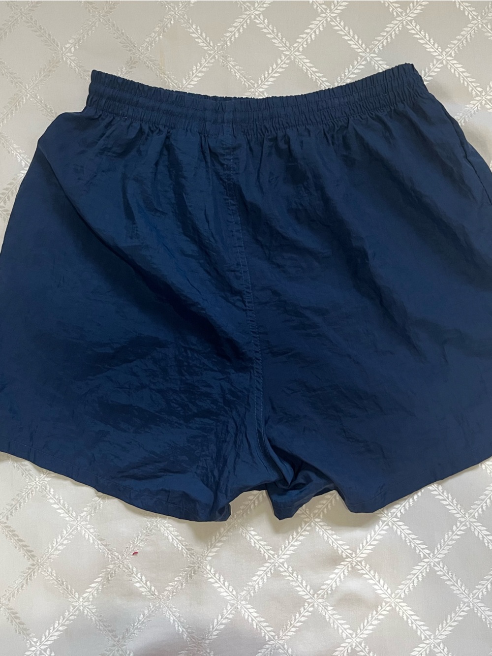 Vintage Reebok Women's Navy Elastic-Waist Casual Shorts